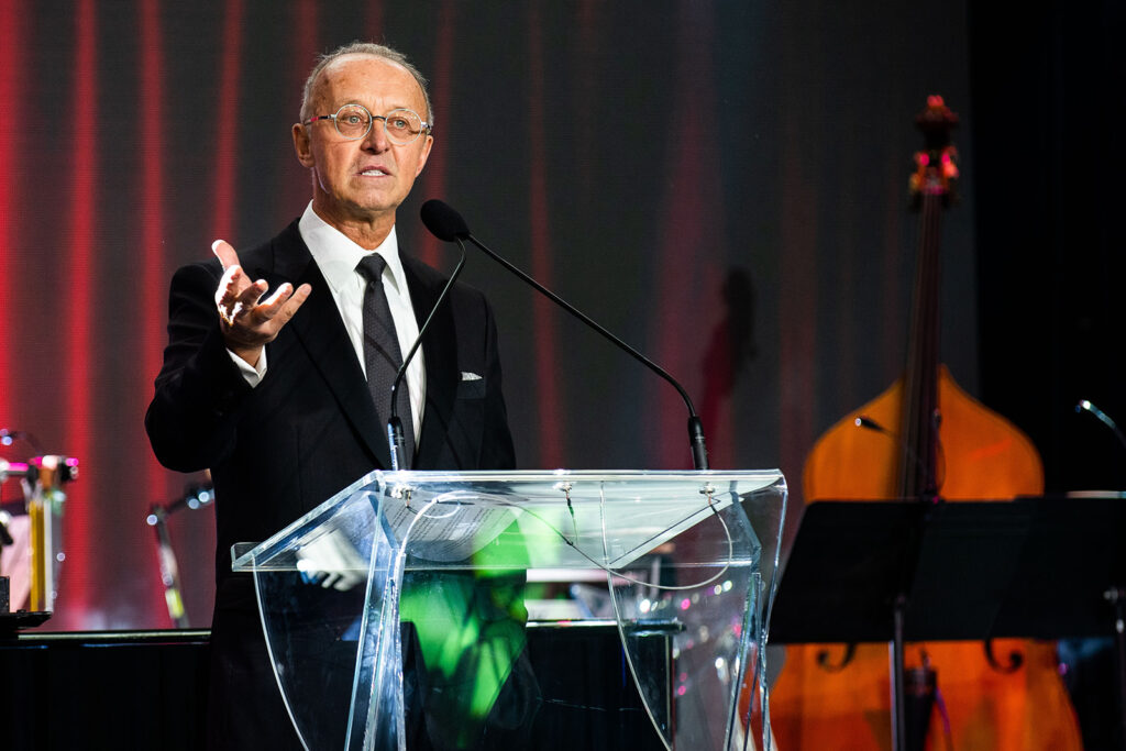 David Foster Foundation | A Night on Broadway
