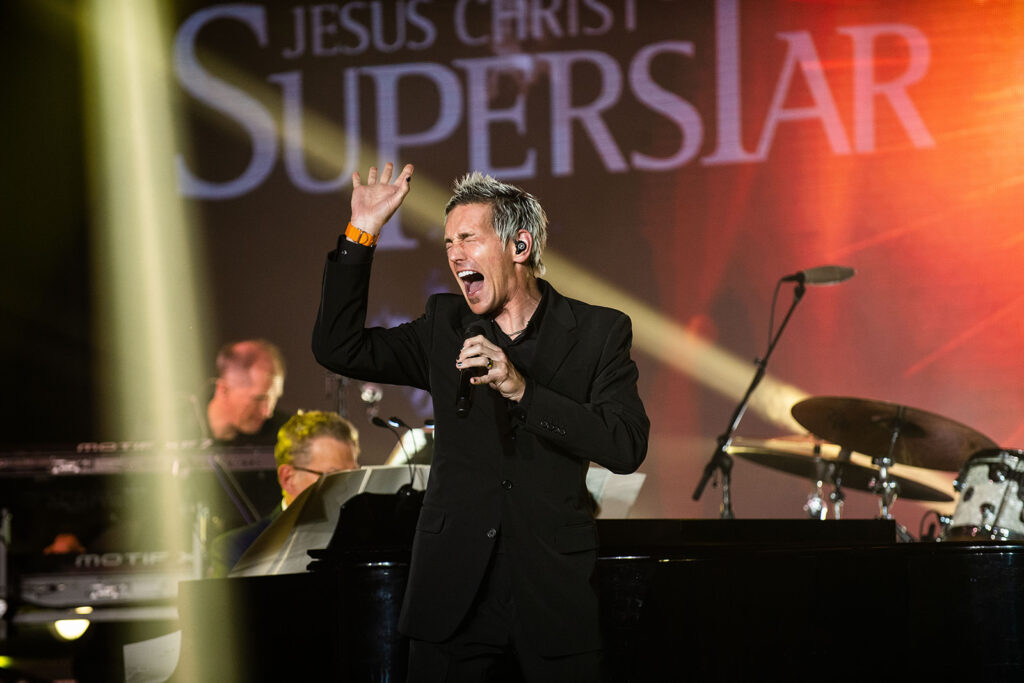 David Foster Foundation | A Night on Broadway