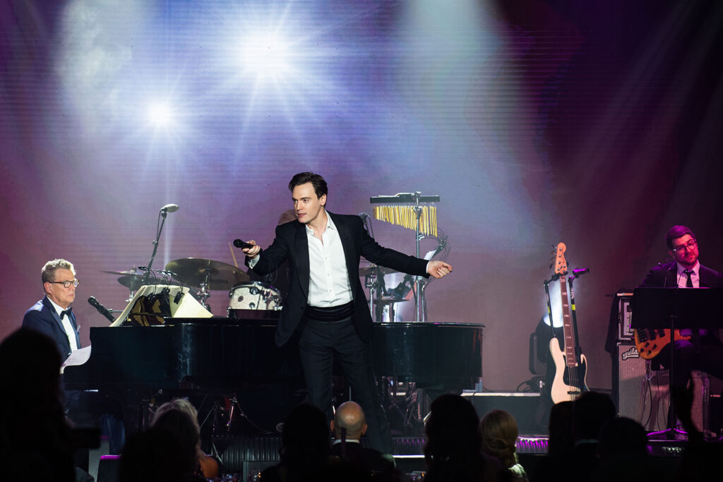 David Foster Foundation | A Night on Broadway