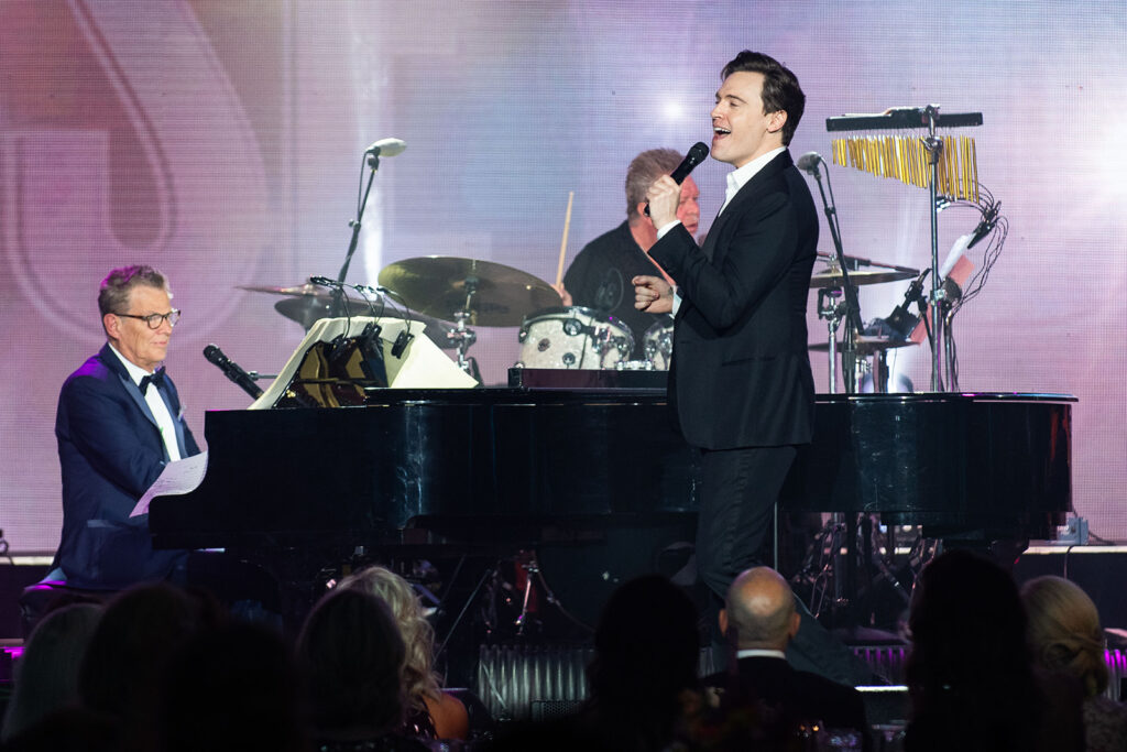 David Foster Foundation | A Night on Broadway